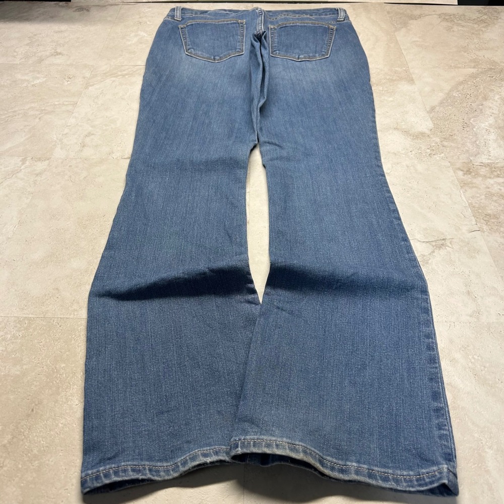 Arizona Jean Co Bootcut Jeans Blue Women Size 9 Mid Rise Medium Wash Denim